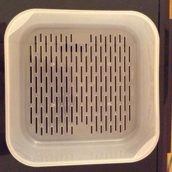 LocknLock Red Microwave Steamer Freezer Dishwasher Safe Storage Container New - Picture 5 of 5